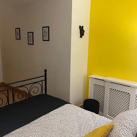 Teach Biddy Rua Townhouse * 던글로