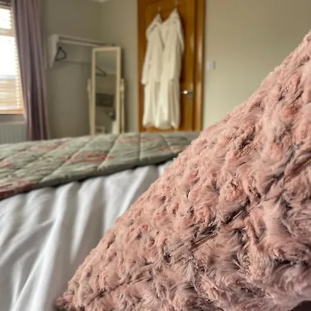 Teach Biddy Rua Townhouse 펜션 던글로