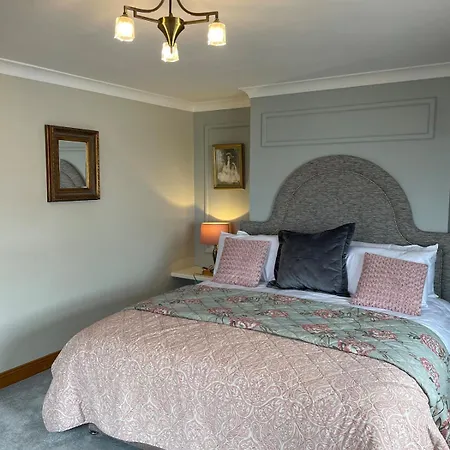 펜션 Teach Biddy Rua Townhouse 던글로